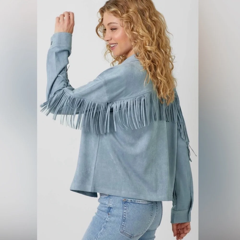 Forever 21 Light Blue Fringe Button Down Shirt - Picture 1 of 3